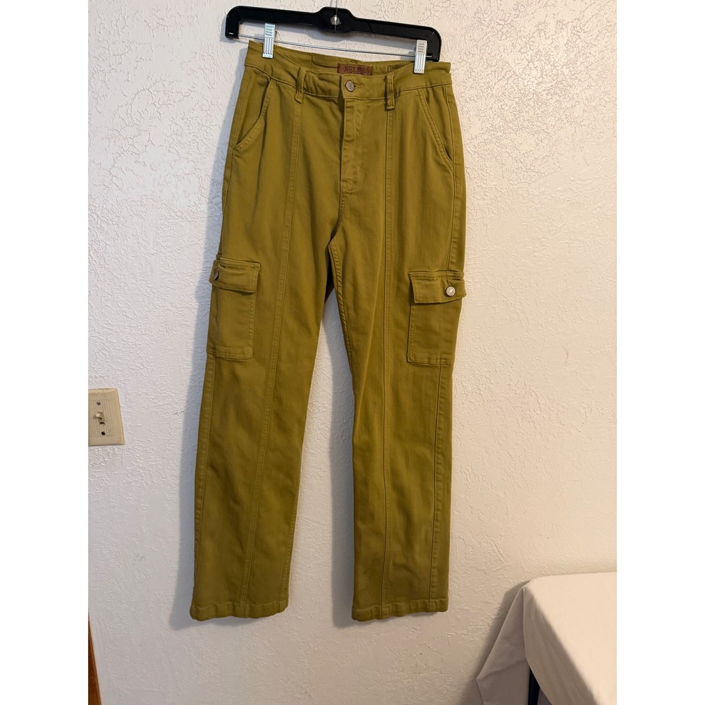 Judy Blue Olive Garment Dyed Cargo Pants Straight Leg High Rise 3/26 JB88542